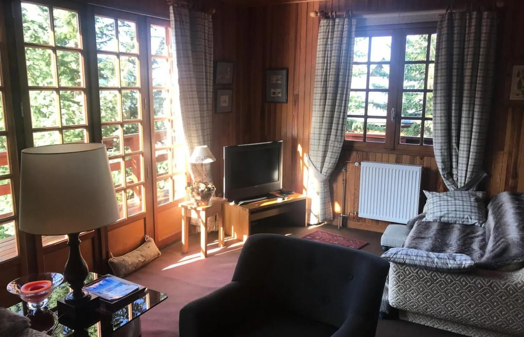 Chalet Chamois - Chalet Annee 70 ! Quartier Calme - Superbe Vue - Jardin Mae-8214 Montgenevre
